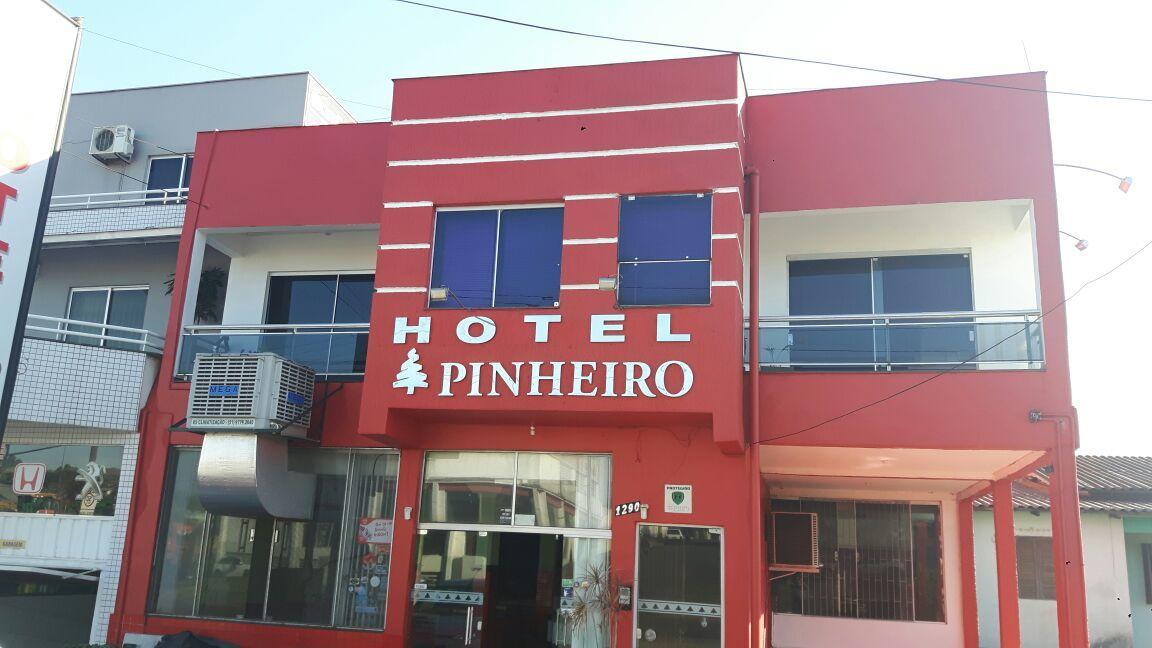 Hotel Pinheiro ครูซ อัลตา ภายนอก รูปภาพ