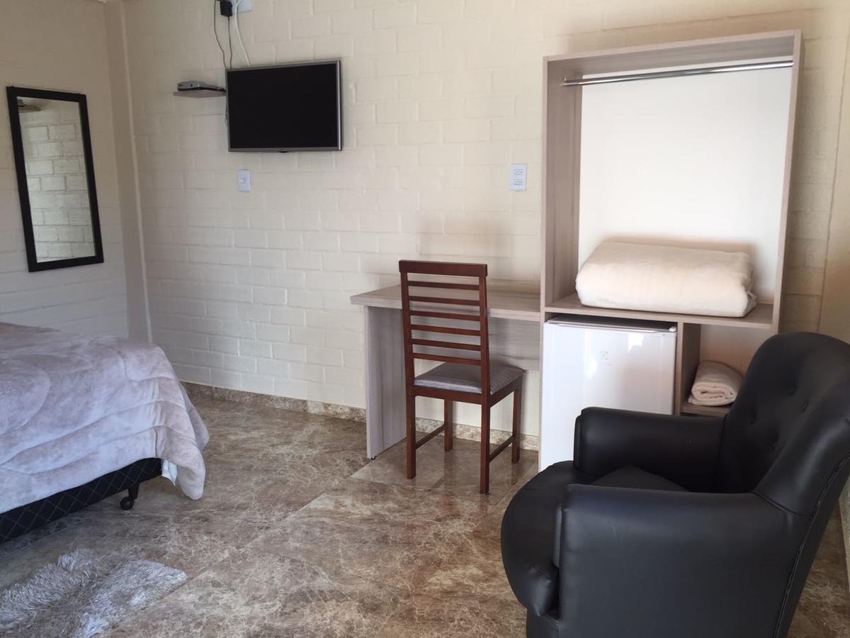 Hotel Pinheiro ครูซ อัลตา ภายนอก รูปภาพ